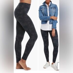 Spanx Look at Me Now Seamless Camo High Waist Leggings Women's Large‎